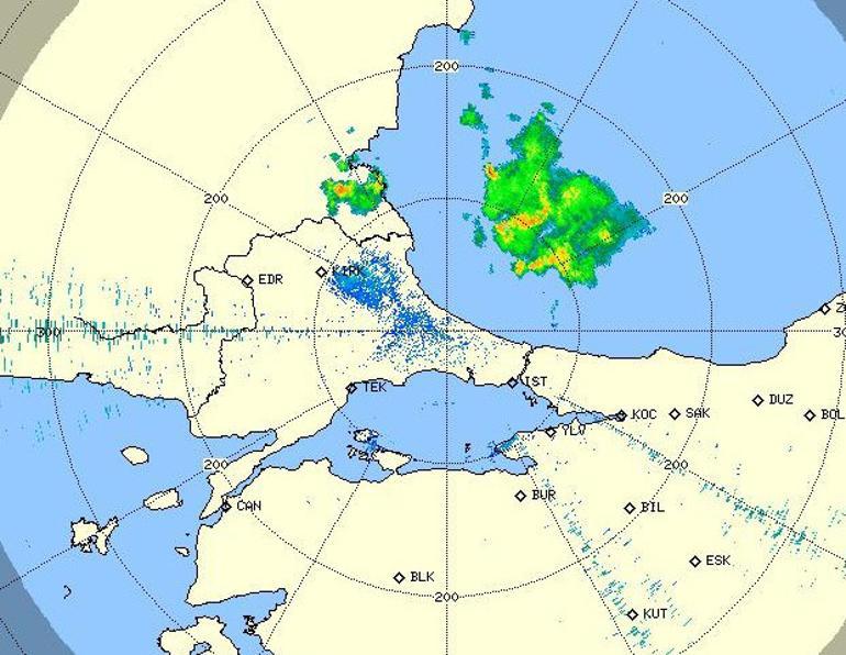 Son dakika: Meteorolojiden hava durumu uyar�s� �stanbulda beklenen ya��� ba�lad�