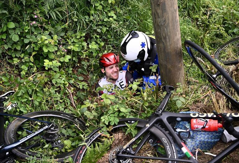 Son dakika: Fransa Bisiklet Turundaki kaza sebebi ortaya çıktı Yarışçılar yaralandı, bir anne çocuğunu son anda kurtardı...
