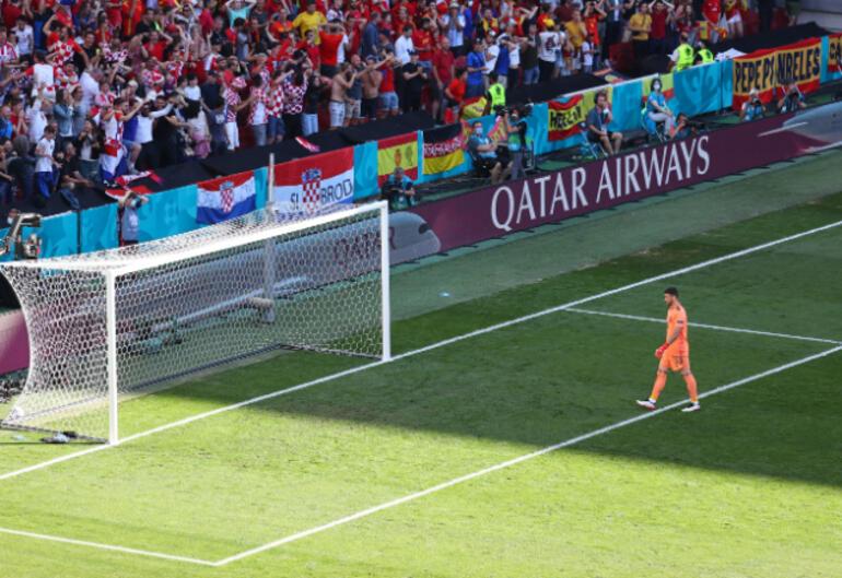 Son dakika EURO 2020 haberi... Hırvatistan-İspanya maçında inanılmaz hata Penaltı itirazı sonrası tarihi gol...