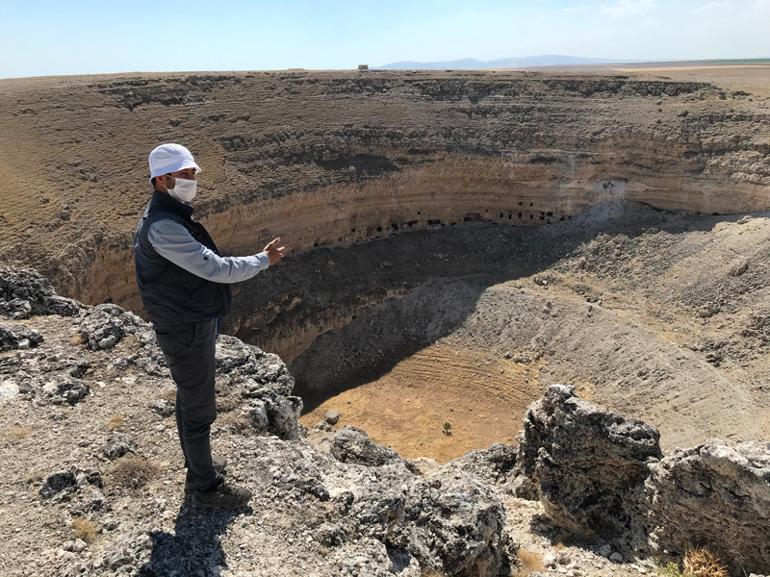 Traktör bir anda ortadan kayboldu... Görünüşlerine aldanmayın, facia Geliyorum diyor