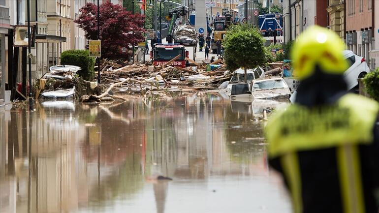 Son dakika... Almanyada sel felaketinde bilanço ağırlaşıyor: Onlarca ölü, yüzlerce kişi kayıp