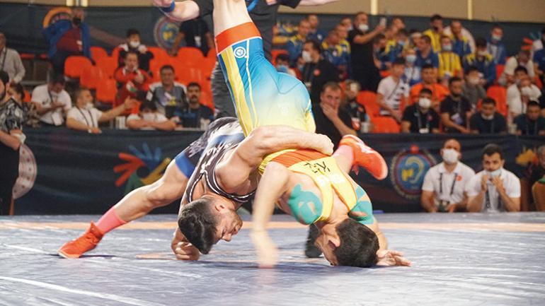 Cizreden dünyaya şampiyon