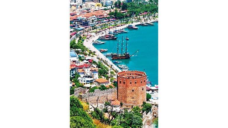 Alanya yine hayat dolu