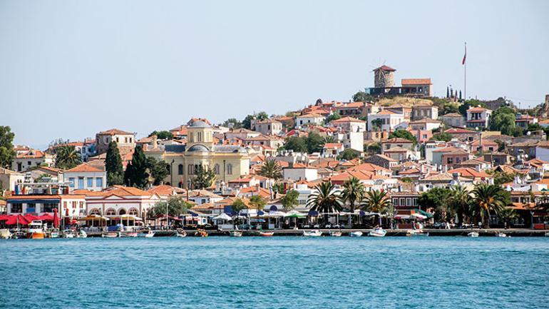 Kuzey Egede şelaleler bile dolu... Zeytinlikler otopark oldu