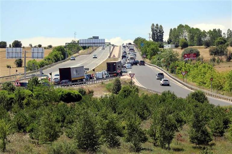 Son dakika... Kurban Bayramı tatili bitti, dönüş yolculuğu başladı Kilometrelerce kuyruk oluştu