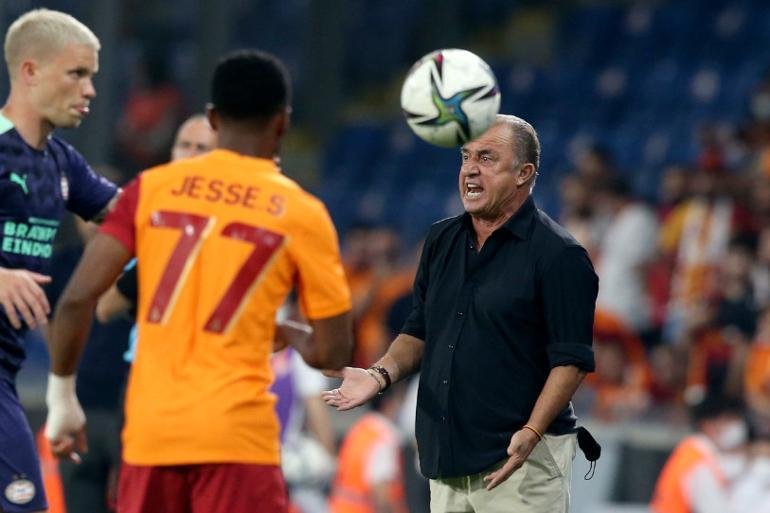 Son Dakika Haberi... Galatasaray- PSV maçında Fatih Terim çılgına döndü! Sözleri ekrana yansıdı, Muslera'nın hareketi sonrası...