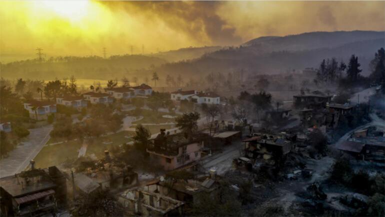 Son dakika: Manavgat yangını kontrol altına alındı 4 farklı noktada yangın... Mahalleler boşaltıldı Dehşet verici görüntüler geliyor