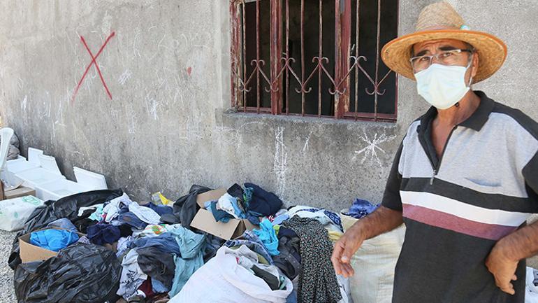 Manavgat’ta dikkat çeken görüntü Kırmızı çarpı ile tek tek işaretlendiler