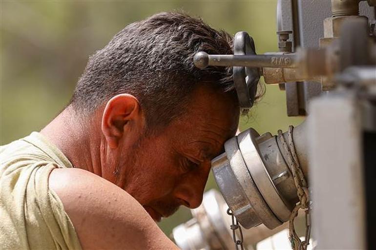 Manavgatta alevlerin ortasında kalan işçilerin telsizde söyledikleri ağlattı: Son dakikaya kadar ayrılmayacağım bölgeden