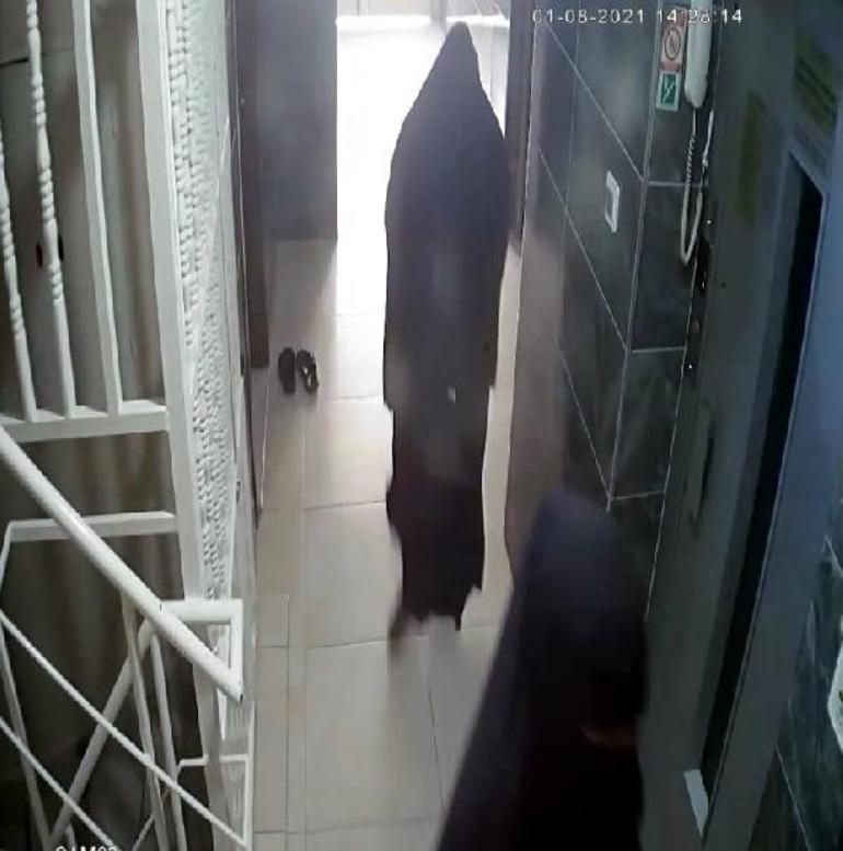 Televizyonda gördükleri yöntemle soydular Kent kart seri numarasından yakalandılar... Şeytana uyduk savunması