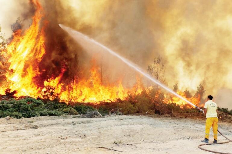 Nihayet nefes aldık Antalya, Bodrum ve Marmaristeki orman yangınları söndürüldü