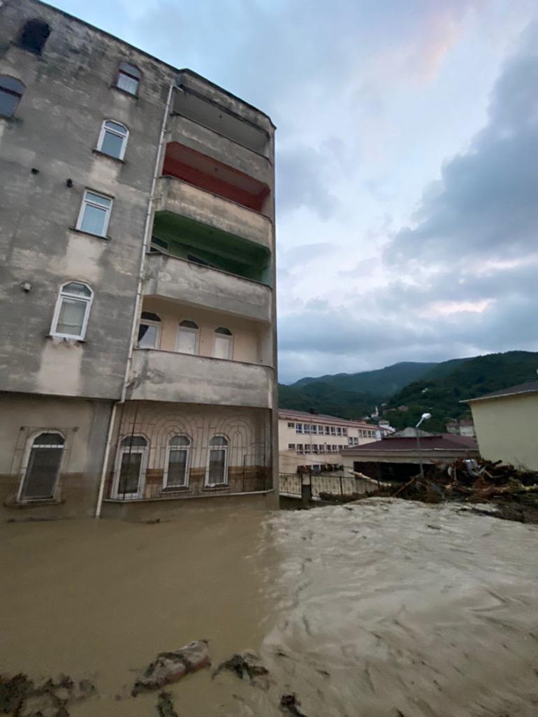 Son dakika haberleri... Bartın, Sinop, Kastamonu ve Karabükteki sel felaketinde son durum... İşte dakika dakika yaşananlar