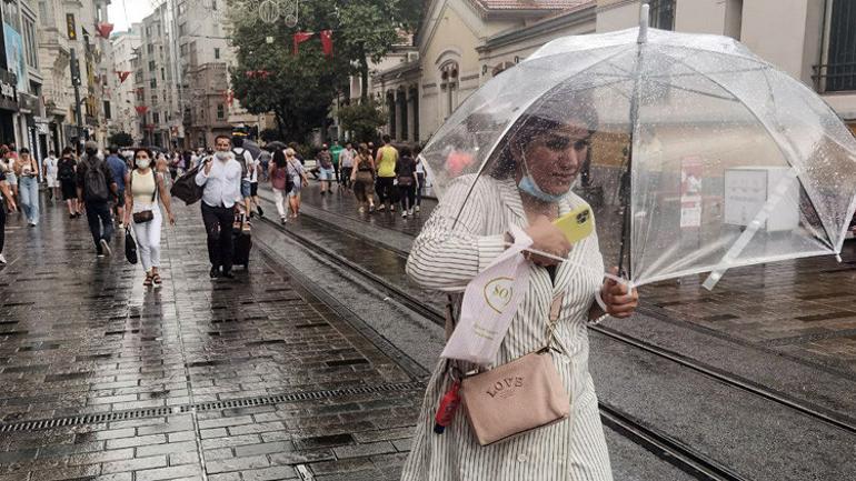 İstanbulda kısa süreli sağanak etkili oldu