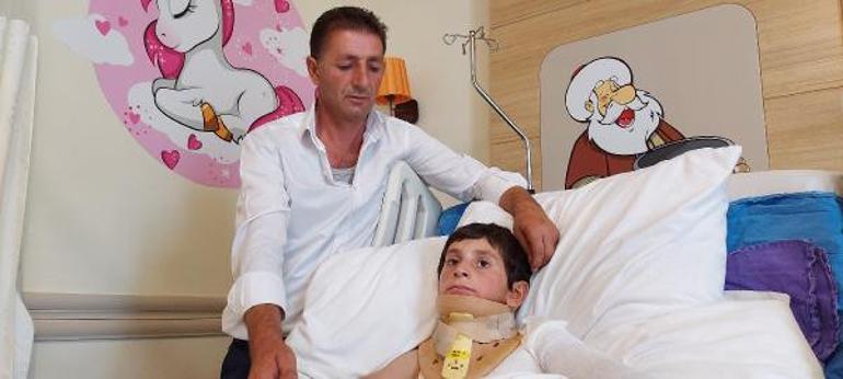 Elektrik akımına kapılan çocuğu toprağa gömüp, sağlık ekibini beklediler