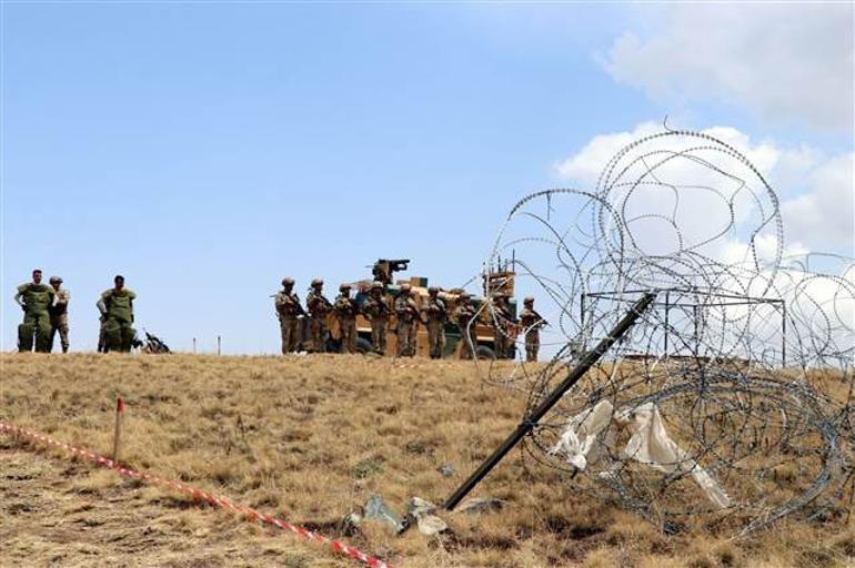Sınırda hareketlilik Tam 560 kilometre... Ucu bucağı görünmüyor