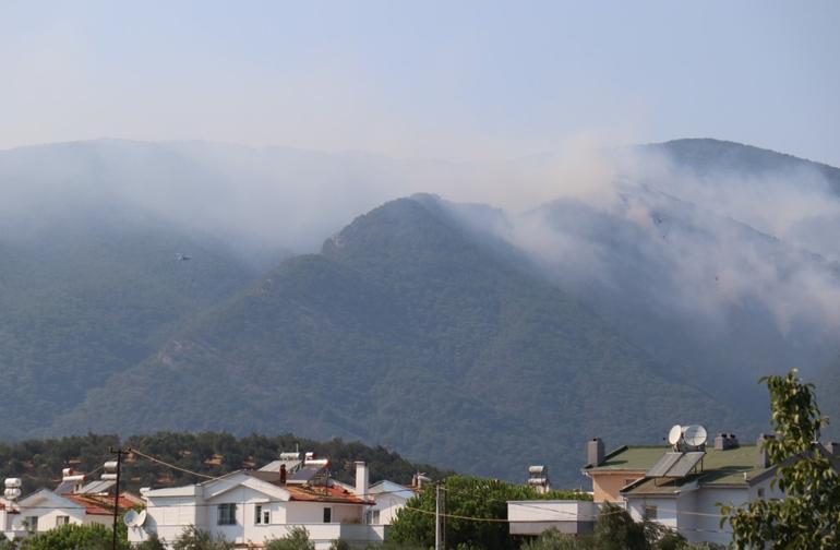  Kazdağlarında orman yangını Alevlerin ilerlemesi önlendi
