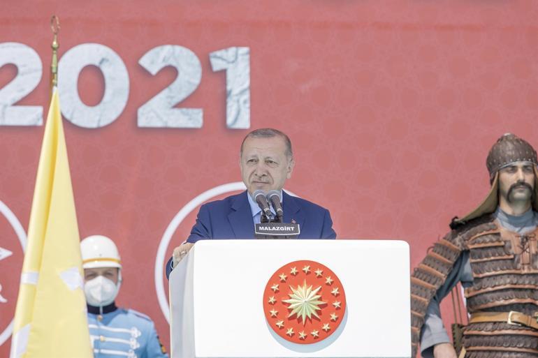 Son dakika: Cumhurbaşkanı Erdoğan: Büyük ve güçlü Türkiye yolunun kesilmesine rıza göstermeyeceğiz