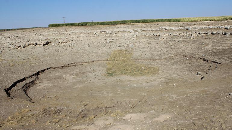 İlk defa şahit oluyoruz dediler... Tedirgin eden görüntü Obruk içinde obruk