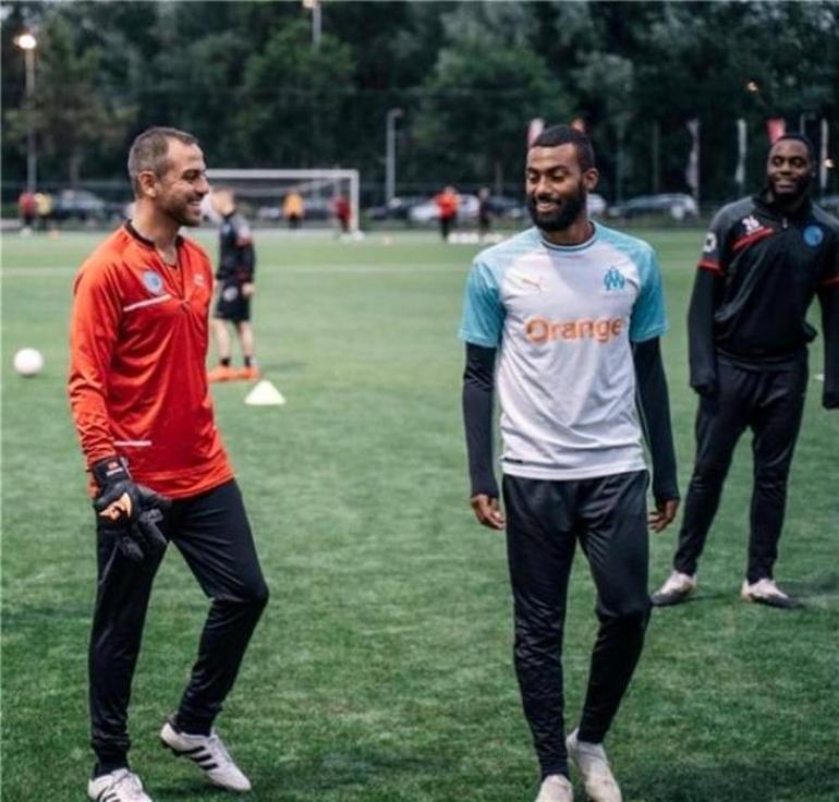 ukurun Vartolusu Erkan Kolak Kstendil, Hollanda ekibi Amsterdam Genlerbirliinin yeni kalecisi oldu