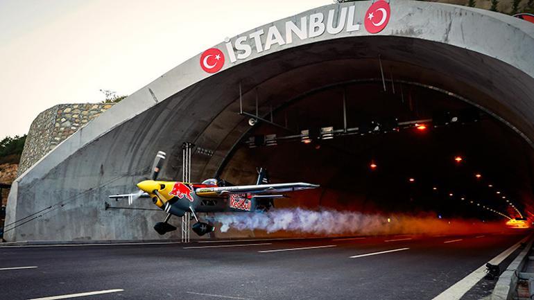 Red Bull’un ‘Tünel Geçişi’ Guinness Rekorlar Kitabı’na girdi