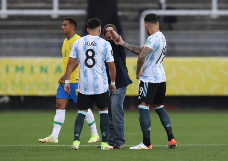 Son Dakika: Brezilya - Arjantin maçında sınır dışı krizi yaşandı Olaylar sonrası maç askıya alındı
