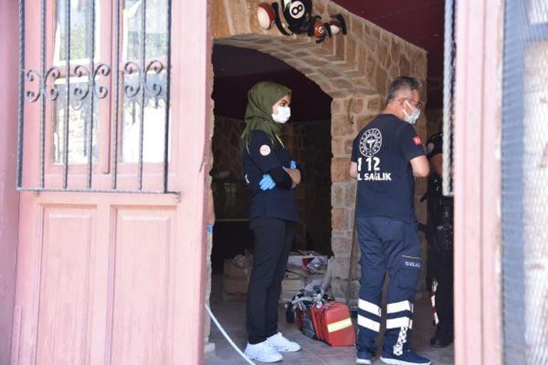 Kablo hırsızlığı için girdiği iş yerinde akıma kapılıp öldü