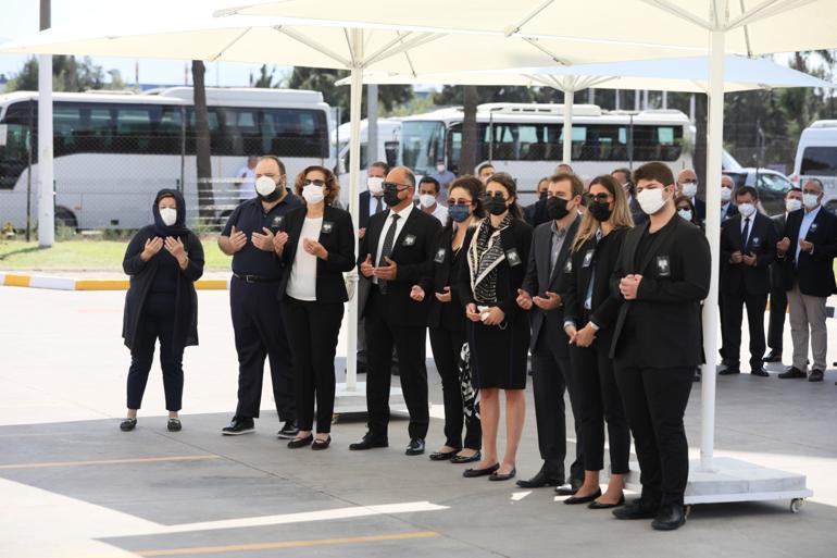 Yaşar Holding Yönetim Kurulu Başkanı Mustafa Selim Yaşar, İzmirde son yolculuğuna uğurlandı