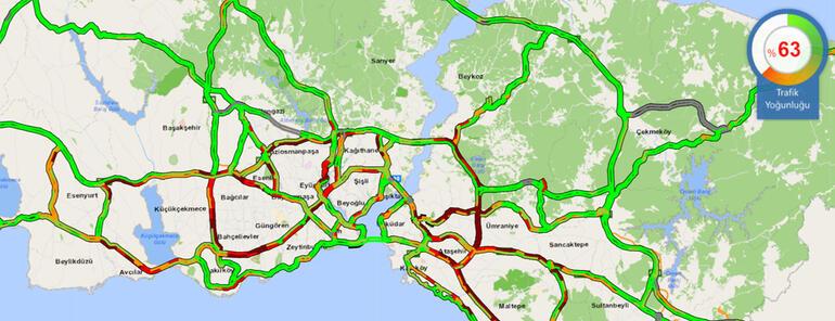 İstanbul için beklenen yağış başladı Trafikte yoğunluk artıyor