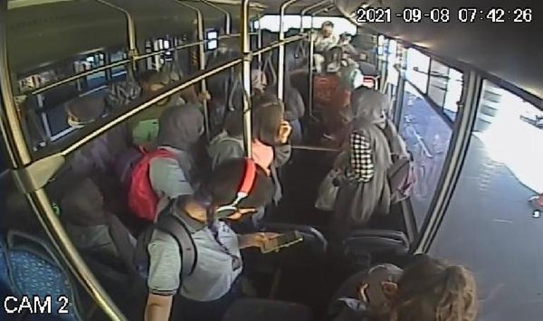 Otobüste baygınlık geçirdi, şoför güzergahını değiştirip hastaneye yetiştirdi