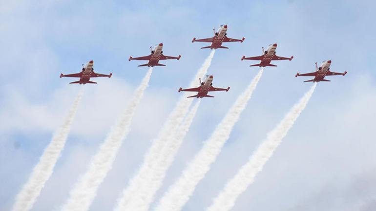 Bakanlar Dönmez ve Çavuşoğlu, 740’ıncı Ertuğrul Gazi’yi Anma ve Yörük Şenlikleri’ne katıldı