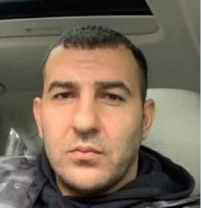 Eski futbolcu Sezer Öztürkün karıştığı silahlı kavgada 1 ölü, 1 yaralı