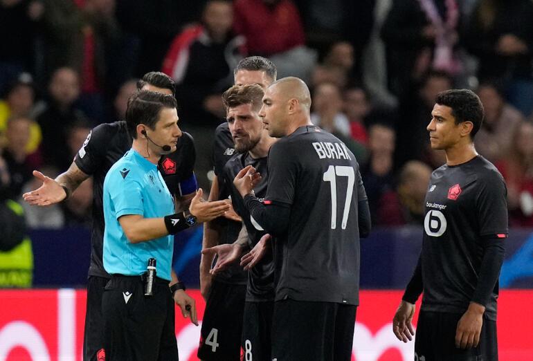 Salzburg - Lille maçında Halil Umut Melerin kararı Burak Yılmazı çılgına çevirdi Yapma hocam