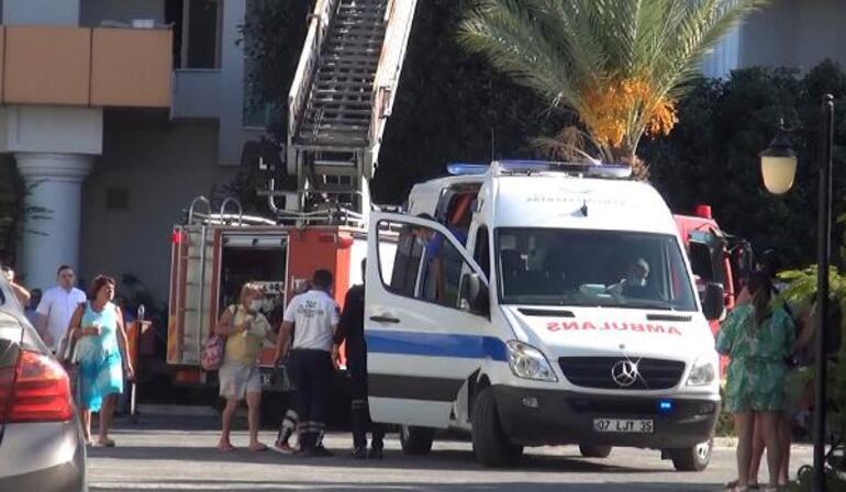 Antalyada 5 yıldızlı otelde yangın paniği Merdivenle kurtarıldılar