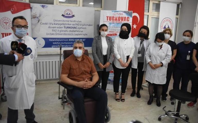 Turkovac, hatırlatma dozu olarak Kayseride ilk gönüllüye uygulandı
