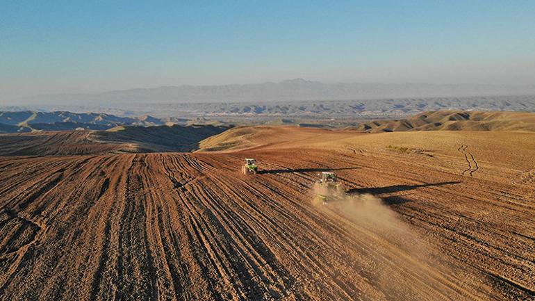 Türkiye ve Azerbaycan Zengilandaki arazileri birlikte tarıma hazırlıyor