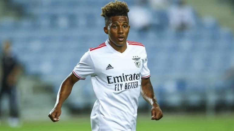 Son dakika: Fatih Terim ile Emre Belözoğlu transfer savaşında Galatasaray ve Başakşehir...