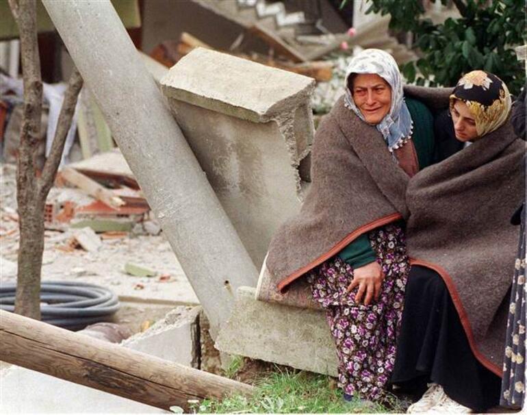Düzce depreminin izleri 22 yıldır yüreklerde