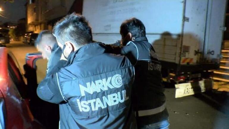 İstanbulda uyuşturucu satıcılarına operasyon Çok sayıda gözaltı var