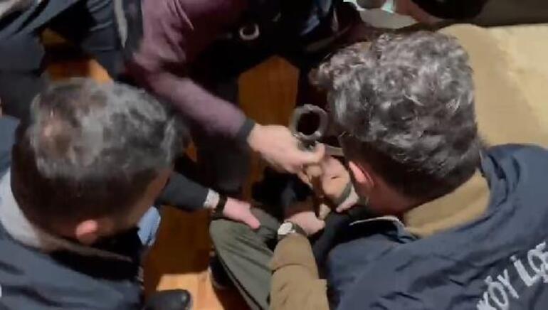 Son dakika: Kadıköy-Tavşantepe metrosundaki bıçaklı saldırgan yakalandı