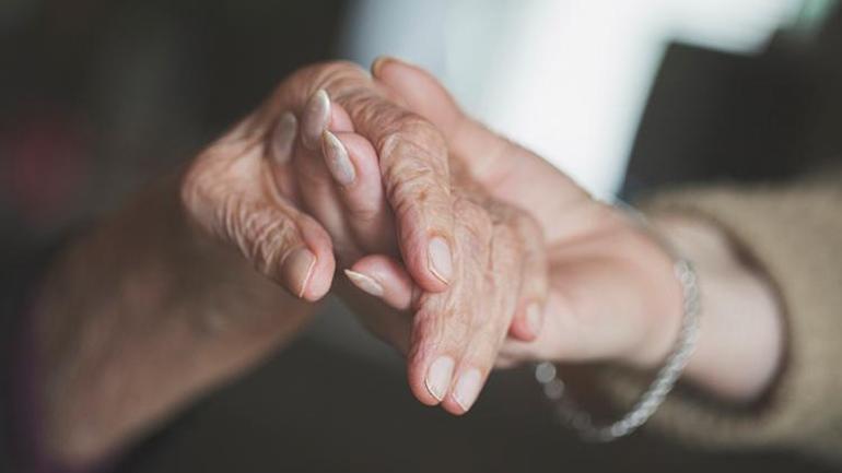 Hasta ve hasta yakn milyonlarca kiiyi ilgilendiriyor... A Alzheimera umut olur mu