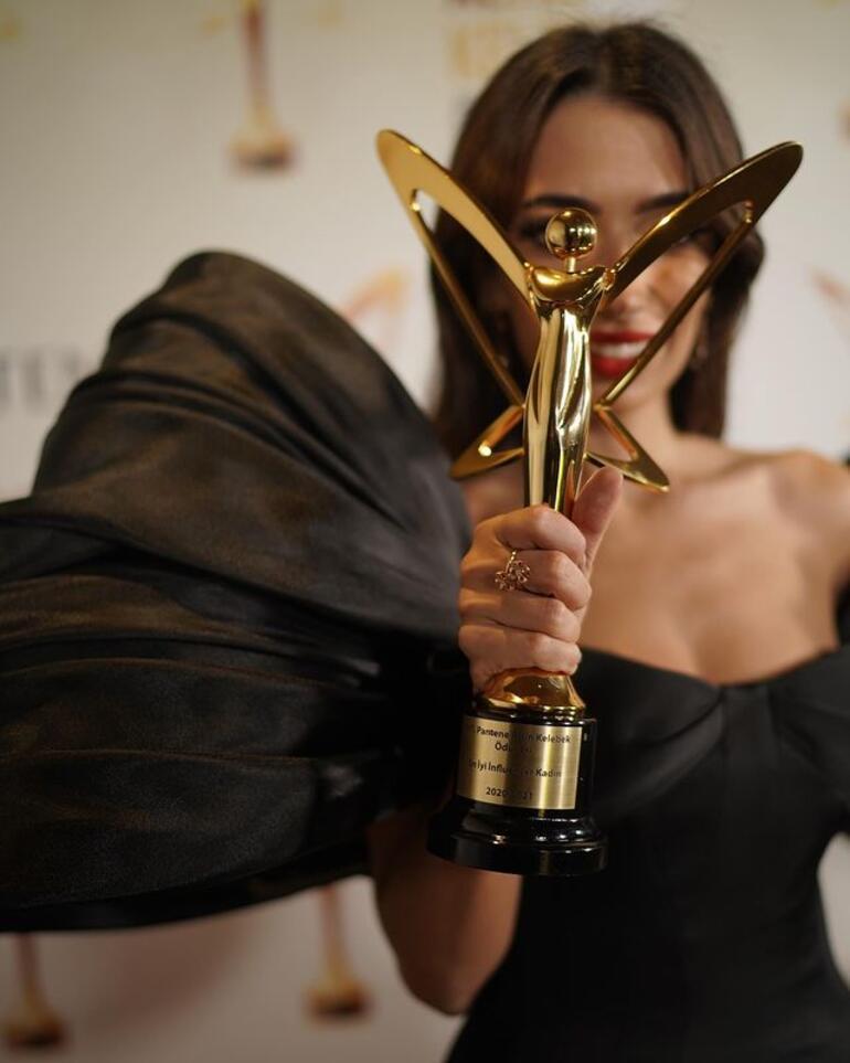 Pantene Altın Kelebek kazanan ünlü isimlerden sosyal medya paylaşımları