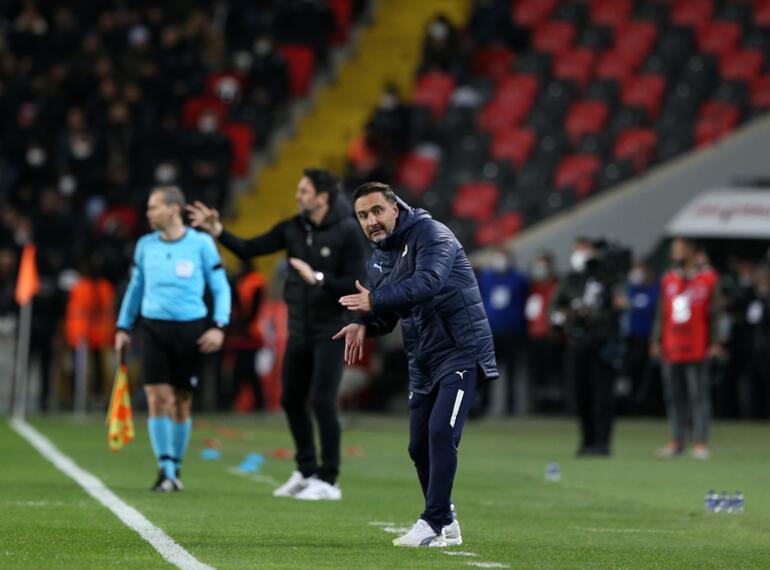 Fenerbahçede Vitor Pereiranın performansı hayal kırıklığı yarattı Emre Belözoğlu ve Jose Sosa detayı...