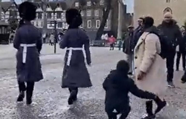 It went viral on social media: Britain's Royal Guard was filmed stepping on the boy