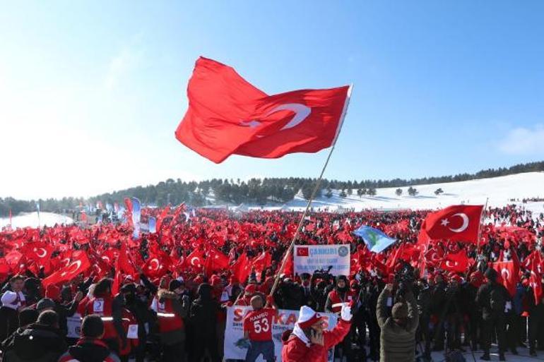 Sarıkamış Şehitleri, 107nci yılda binlerce kişinin katıldığı yürüyüşle anıldı