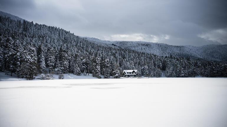 Bir kış masalı: Karın en çok yakıştığı göller | 10 ŞEHİR 15 ÖNERİ