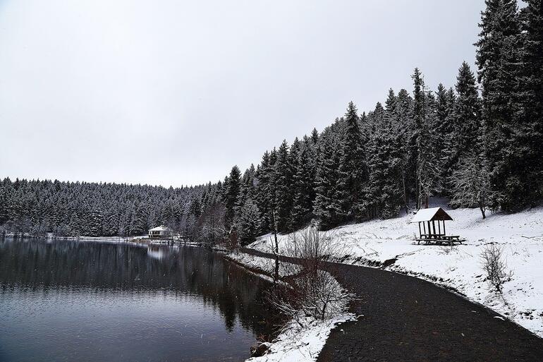 Bir kış masalı: Karın en çok yakıştığı göller | 10 ŞEHİR 15 ÖNERİ