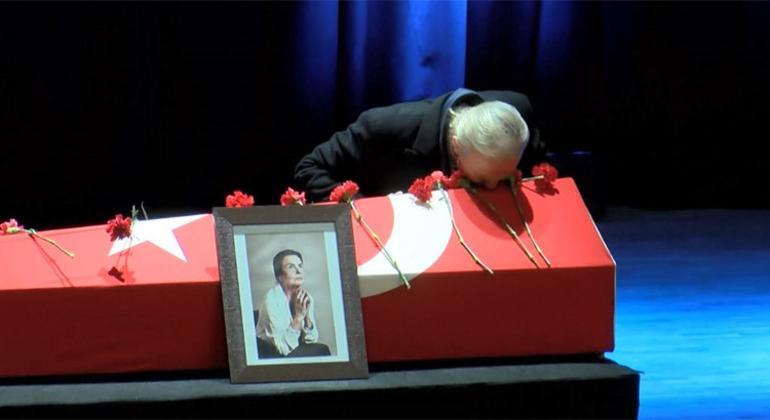 Usta sanatçı Fatma Girike veda...