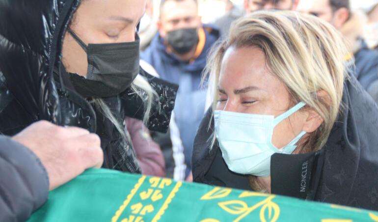 Son dakika... Ece Erkenden eşi Şafak Mahmutyazıcıoğlu’na veda: Tabuta sarılarak ağladı
