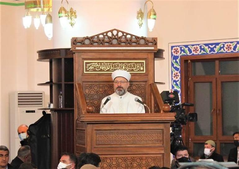 Diyanet İşleri Başkanı Erbaş, Ulu Cami’de düzenlenen Regaip Kandili programına katıldı