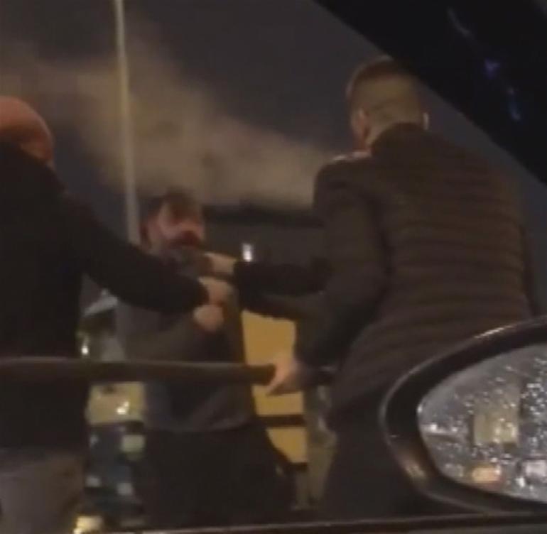 Eyüpsultan’da dehşet Pompalı tüfek ve demir boruyla terör estirdiler